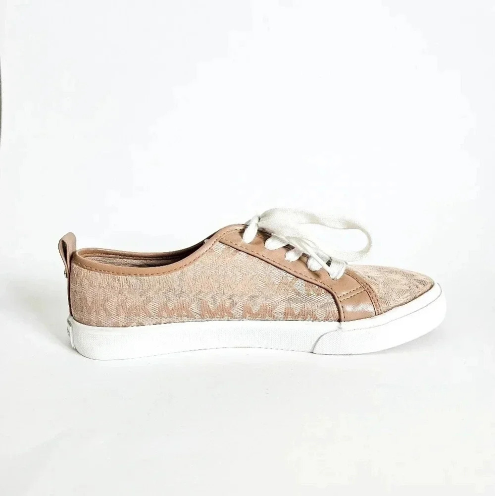 Michael kors Ashanti Tan canvas logo sneakers  girl's Size 4 youth shoes